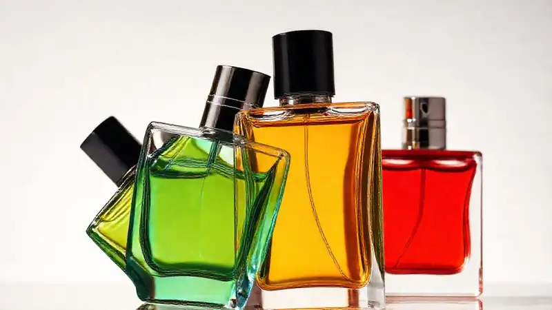 Botellas de perfume unisex